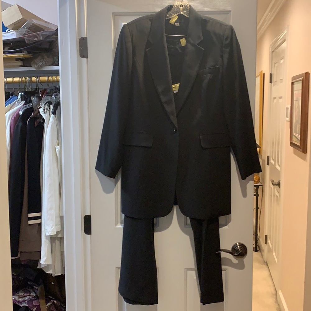 Zelda Essential Evening pant suit